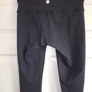 lululemon athletic Size 4 Black Athletic Leggings